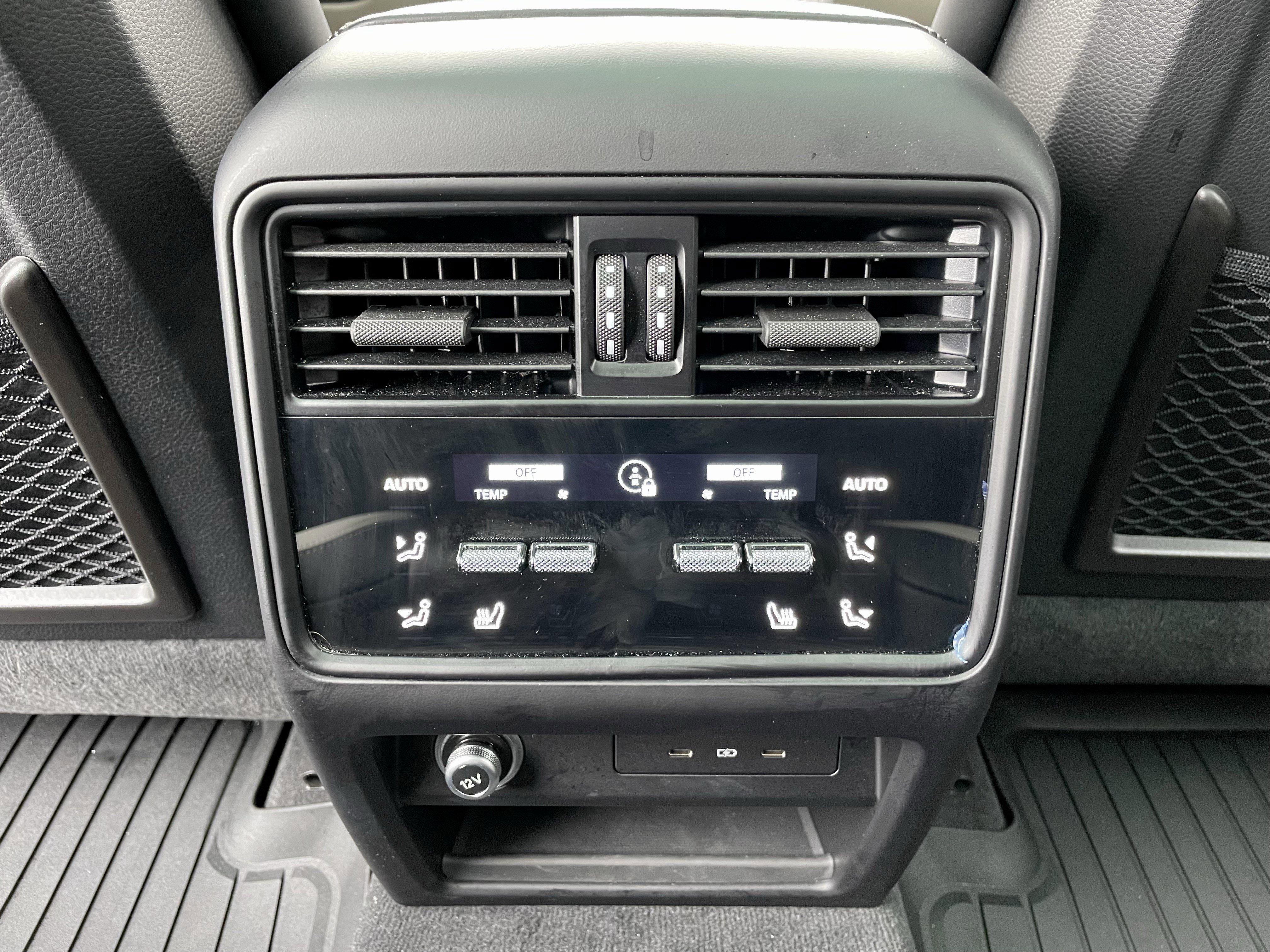 Used 2024 Porsche Cayenne Turbo image 26