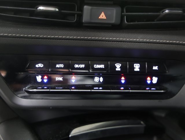 Used 2022 Buick Envision Avenir w/ Technology Package II image 6