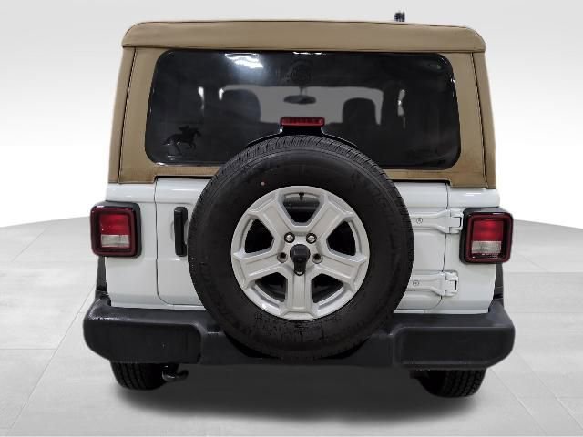 Used 2021 Jeep Wrangler Sport S image 23