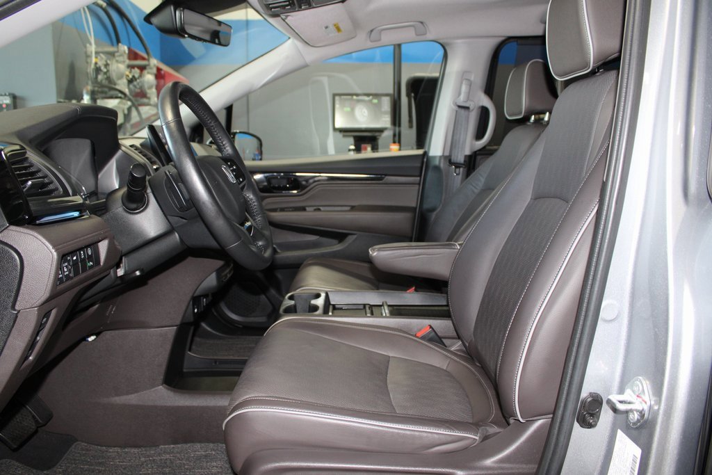 Used 2023 Honda Odyssey Elite image 13