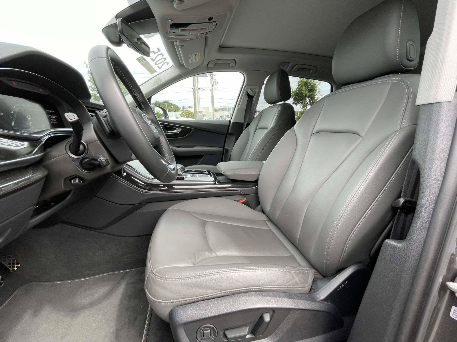 Certified 2025 Audi Q7 2.0T Premium Plus AWD/4WD image 17