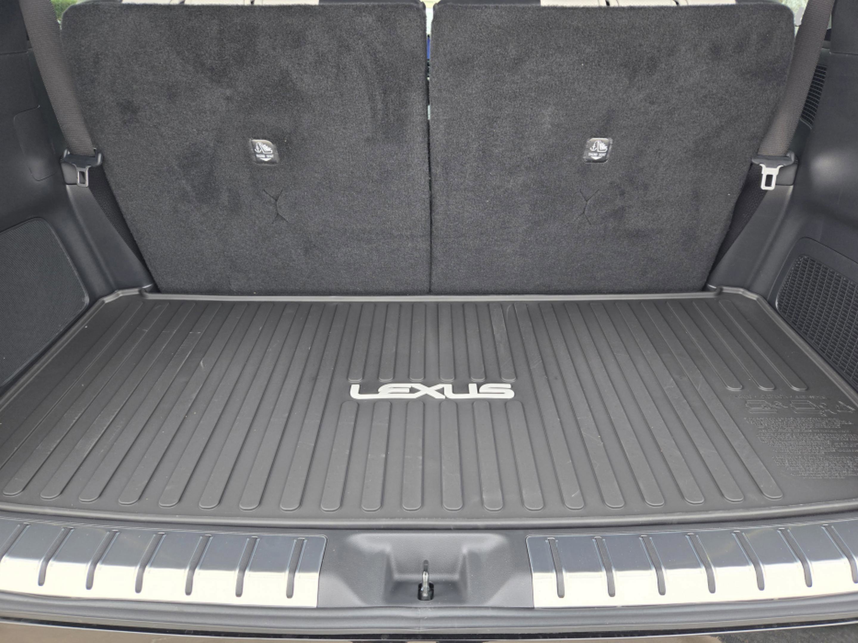 New 2026 Lexus TX 500h AWD image 22