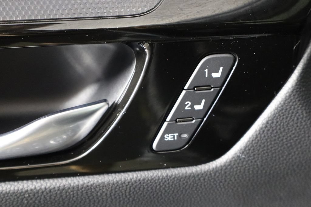 Used 2024 Honda CR-V Sport Touring image 21