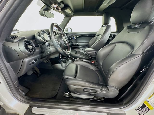 Used 2019 MINI Cooper S w/ Signature Upholstery Package FWD image 25