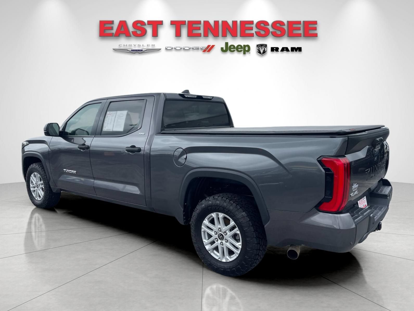 Used 2022 Toyota Tundra SR5 AWD/4WD image 5