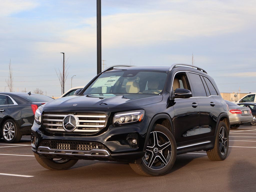 New 2026 Mercedes-Benz GLB 250 4MATIC image 1