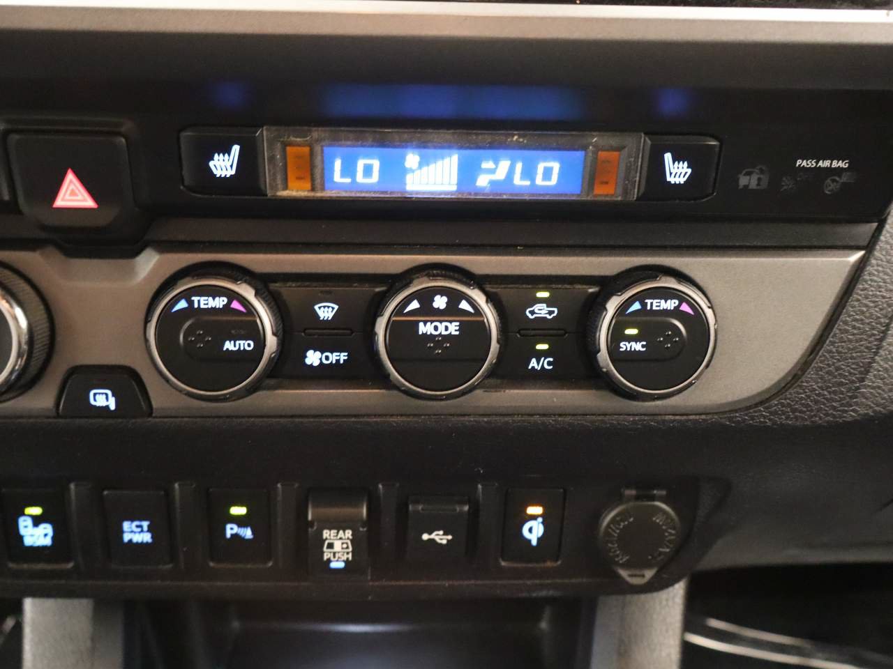 Used 2023 Toyota Tacoma TRD Pro AWD/4WD image 11
