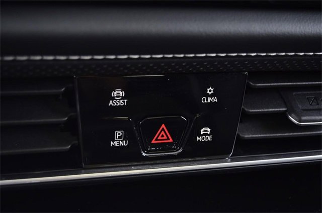 Used 2024 Volkswagen Atlas SEL Premium R-Line image 15