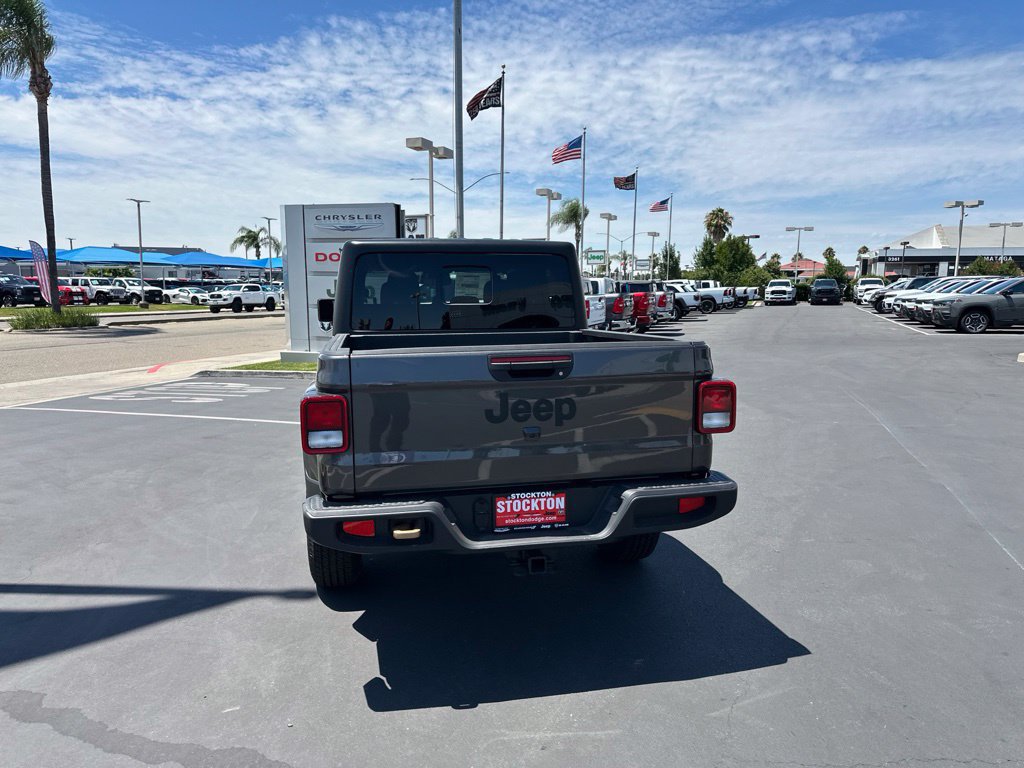 New 2026 Jeep Gladiator Mojave AWD/4WD image 5