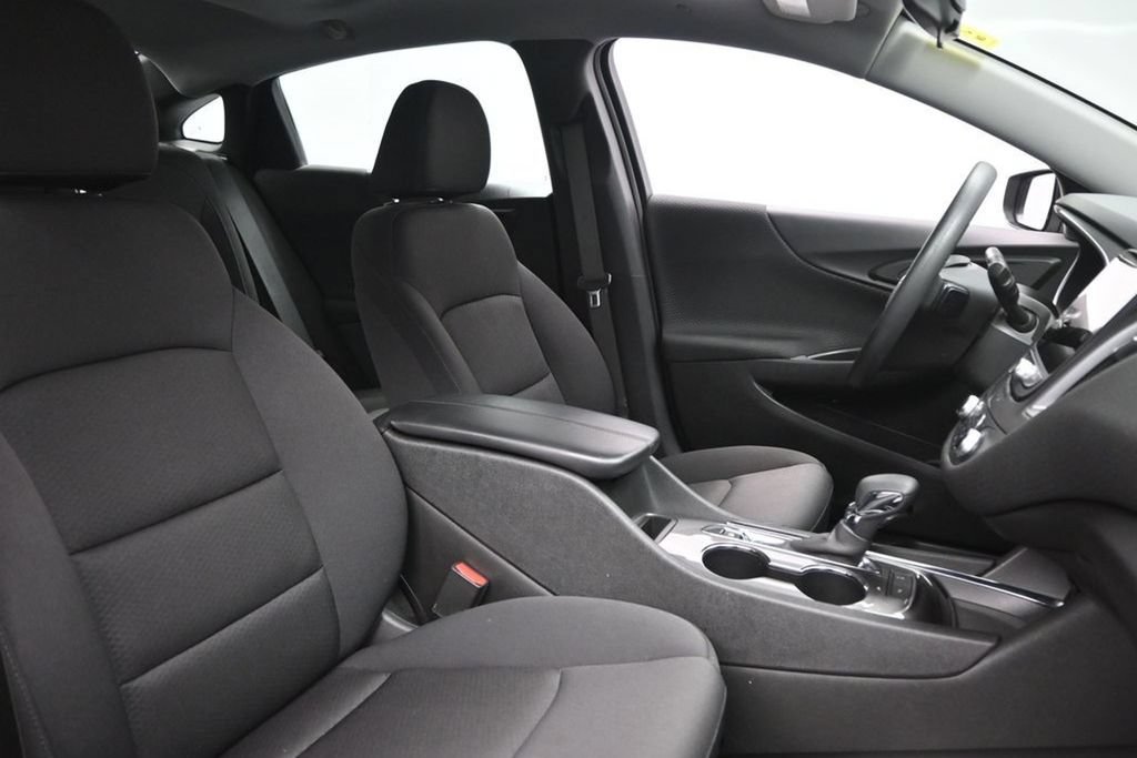 Used 2024 Chevrolet Malibu LT FWD image 19