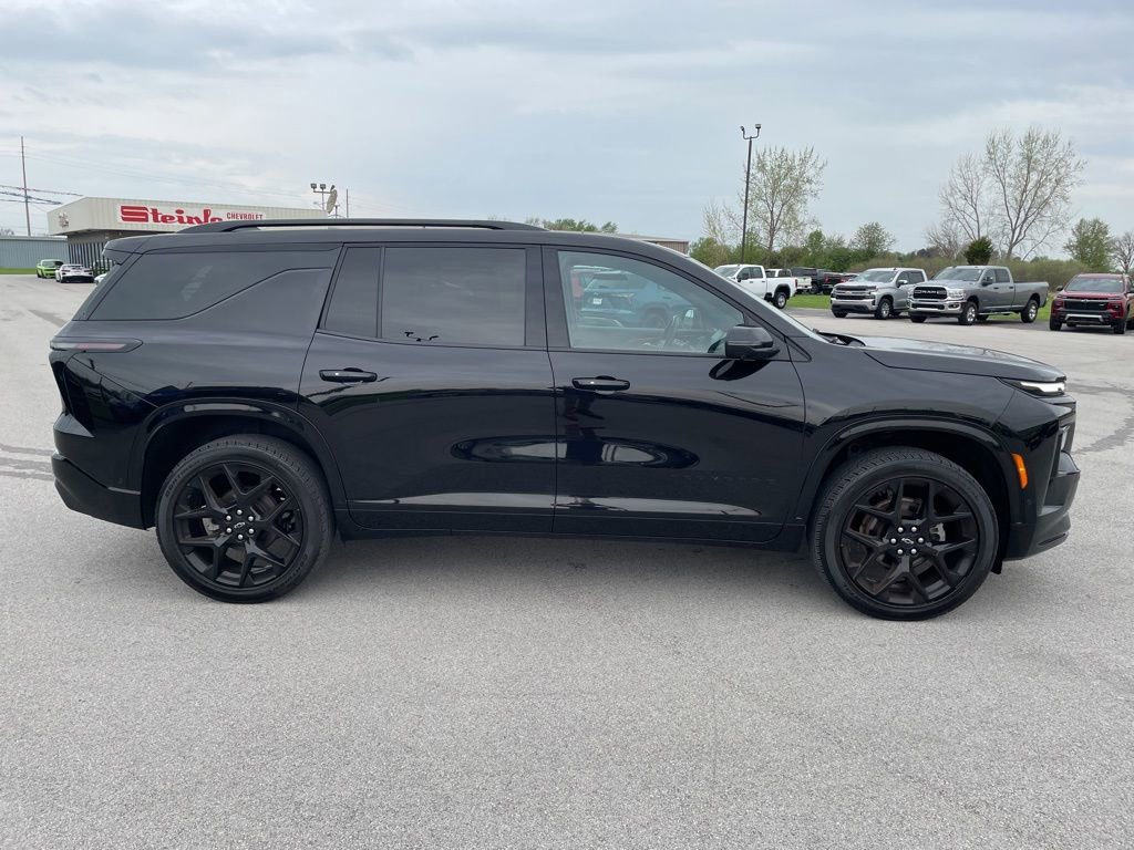 Used 2024 Chevrolet Traverse RS AWD/4WD image 10