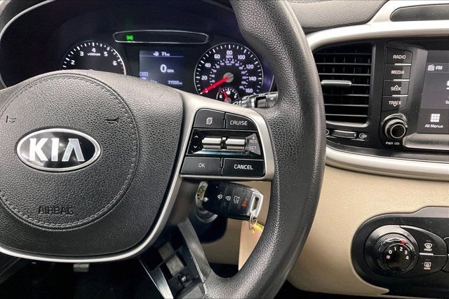Used 2019 Kia Sorento FWD image 22