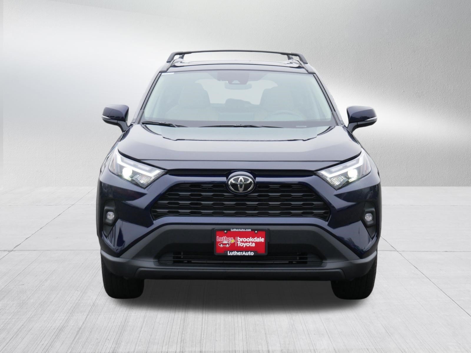 Used 2025 Toyota RAV4 XLE Premium AWD/4WD image 2