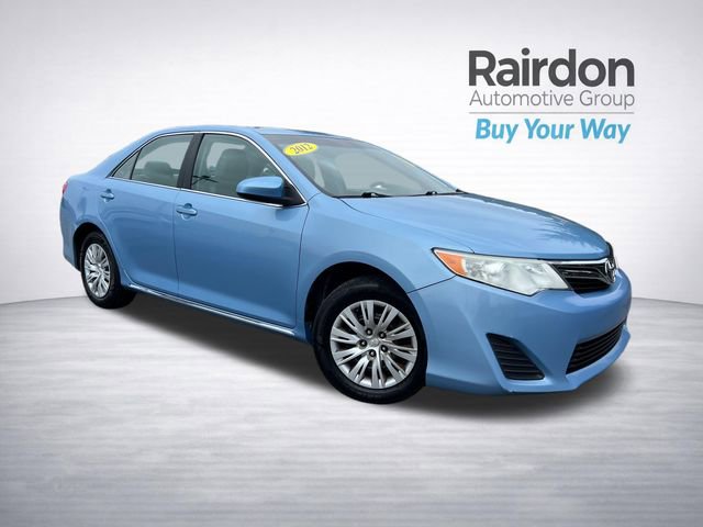 Used 2012 Toyota Camry LE FWD image 1