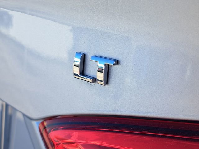 Used 2017 Chevrolet Cruze LT w/ Convenience Package image 8