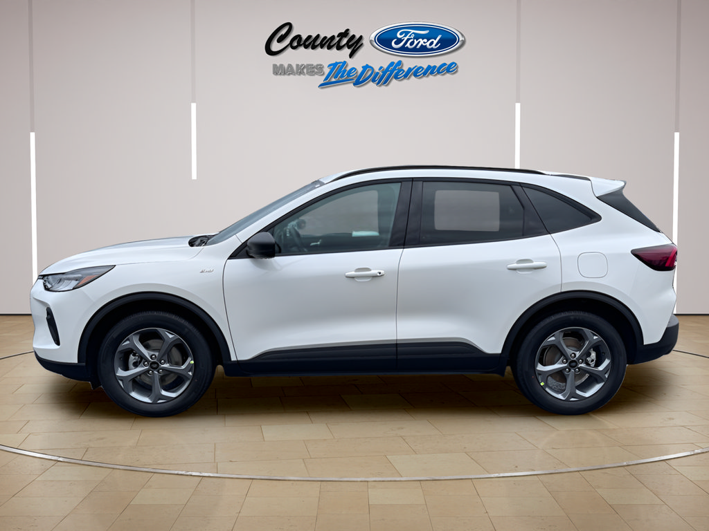 New 2026 Ford Escape ST-Line w/ Tech Pack #1 FWD image 3