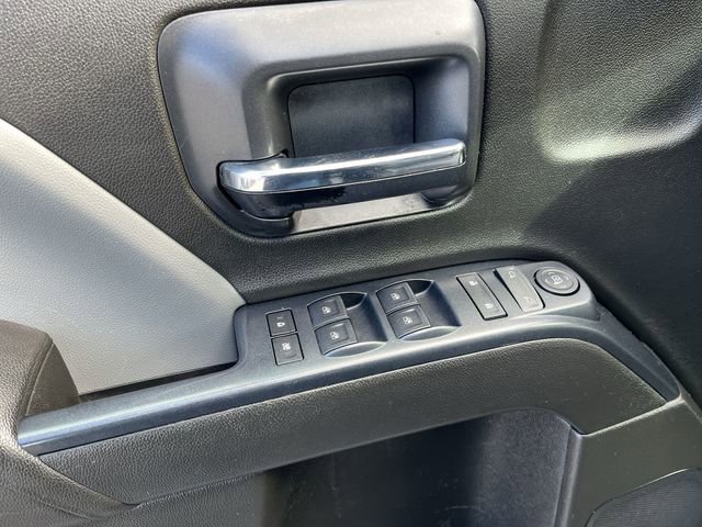 Used 2017 Chevrolet Silverado 1500 Custom w/ Custom Convenience Package image 17