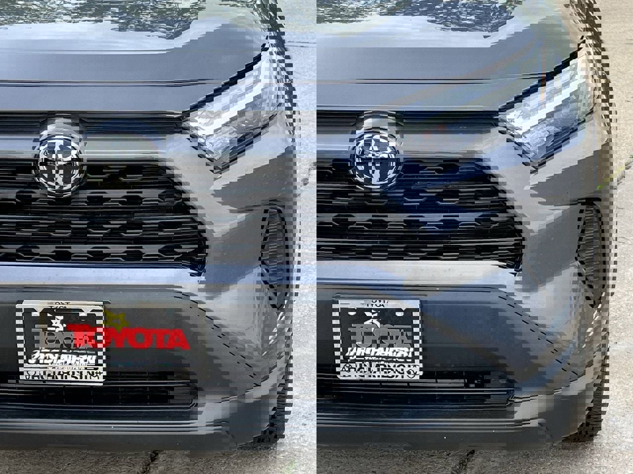 Used 2024 Toyota RAV4 LE FWD image 8