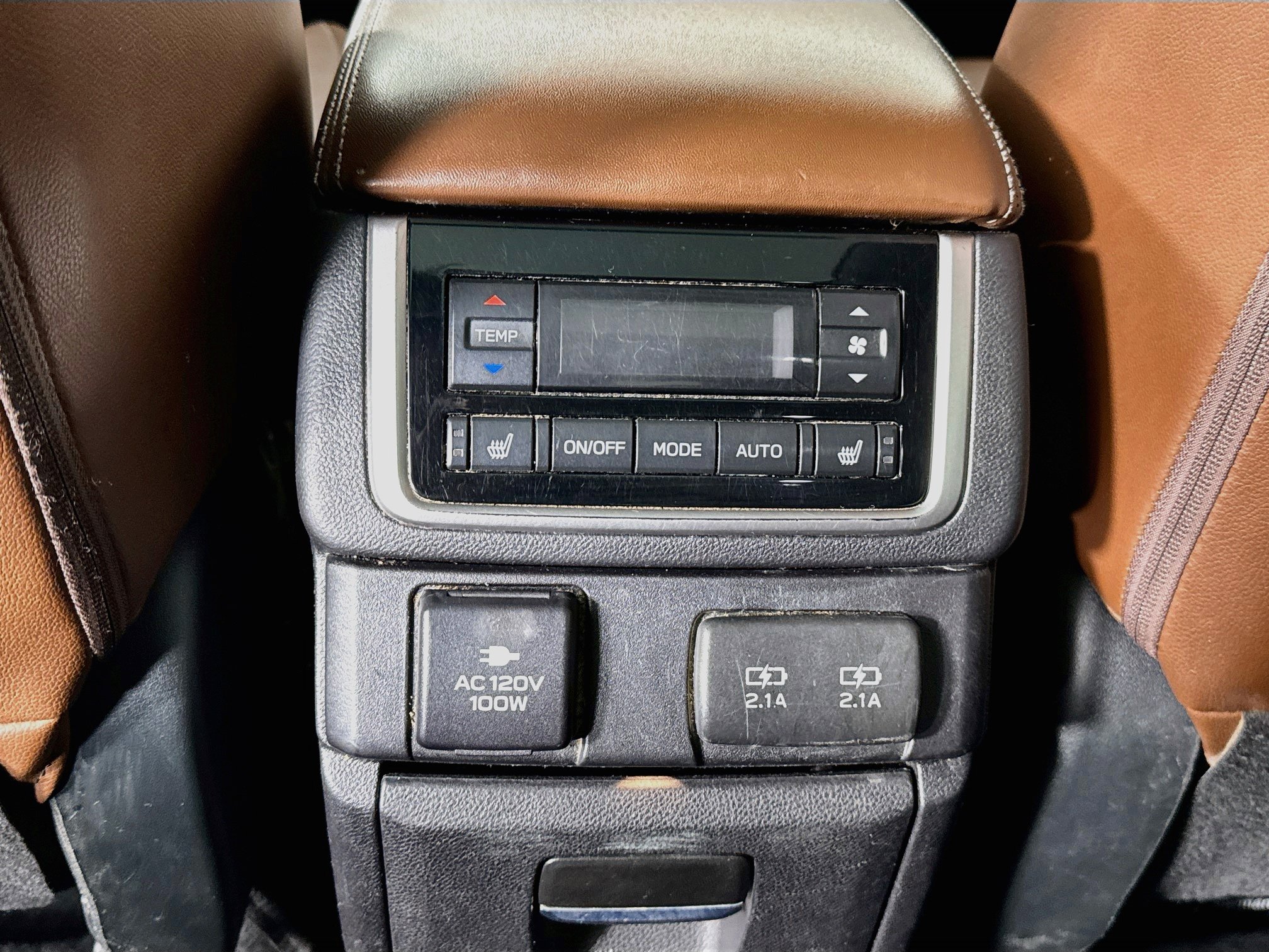 Used 2020 Subaru Ascent Touring AWD/4WD image 28