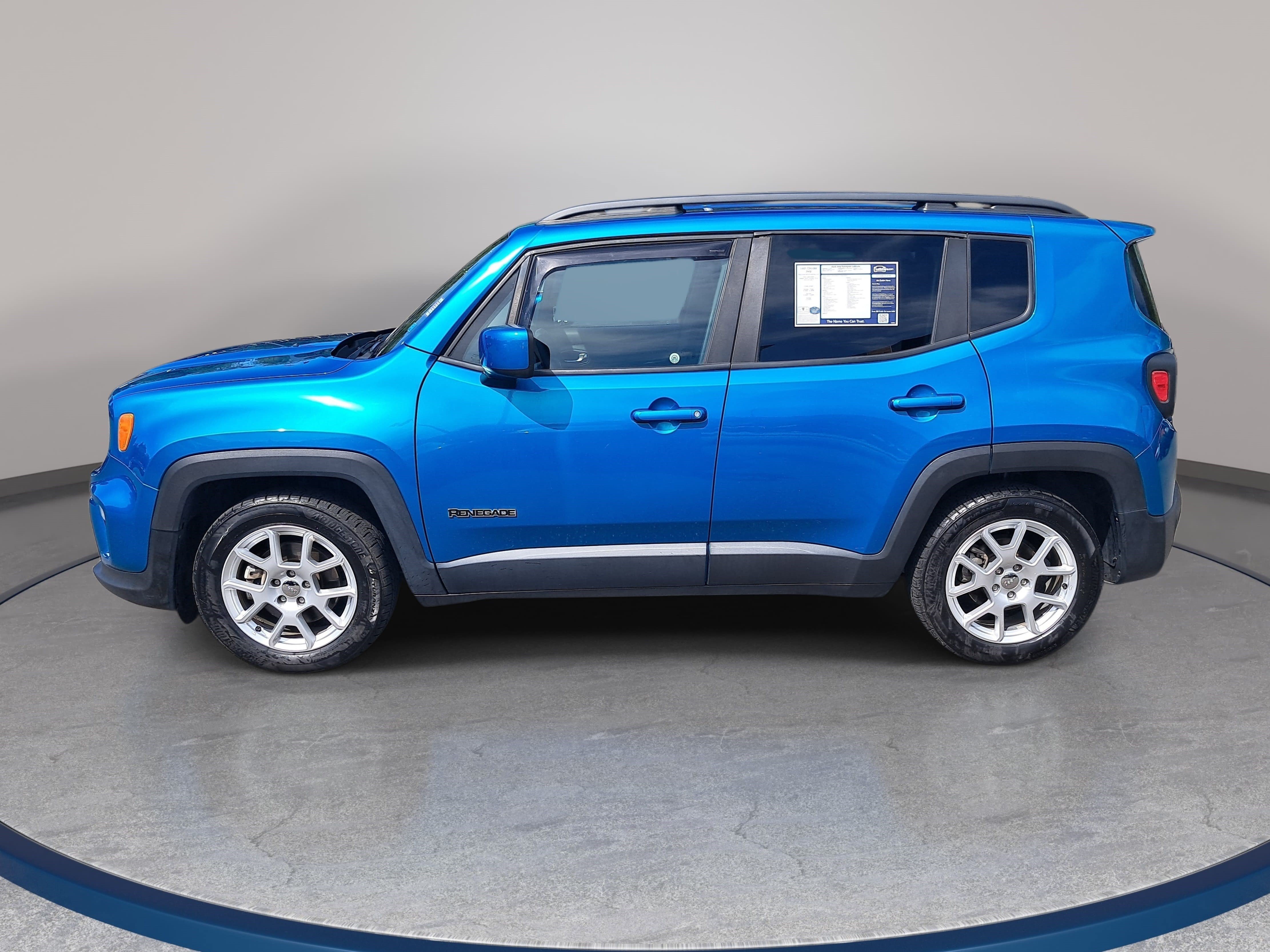 Used 2020 Jeep Renegade Latitude FWD image 8