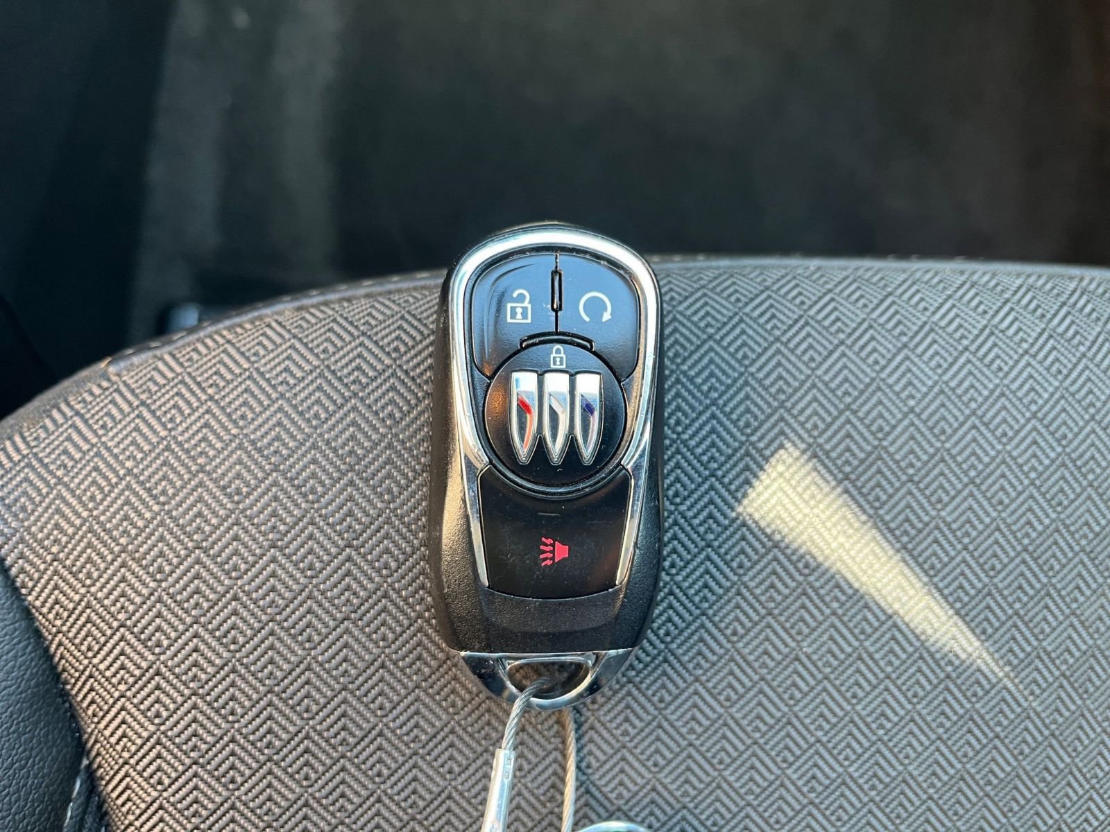 Used 2025 Buick Encore GX Preferred image 21