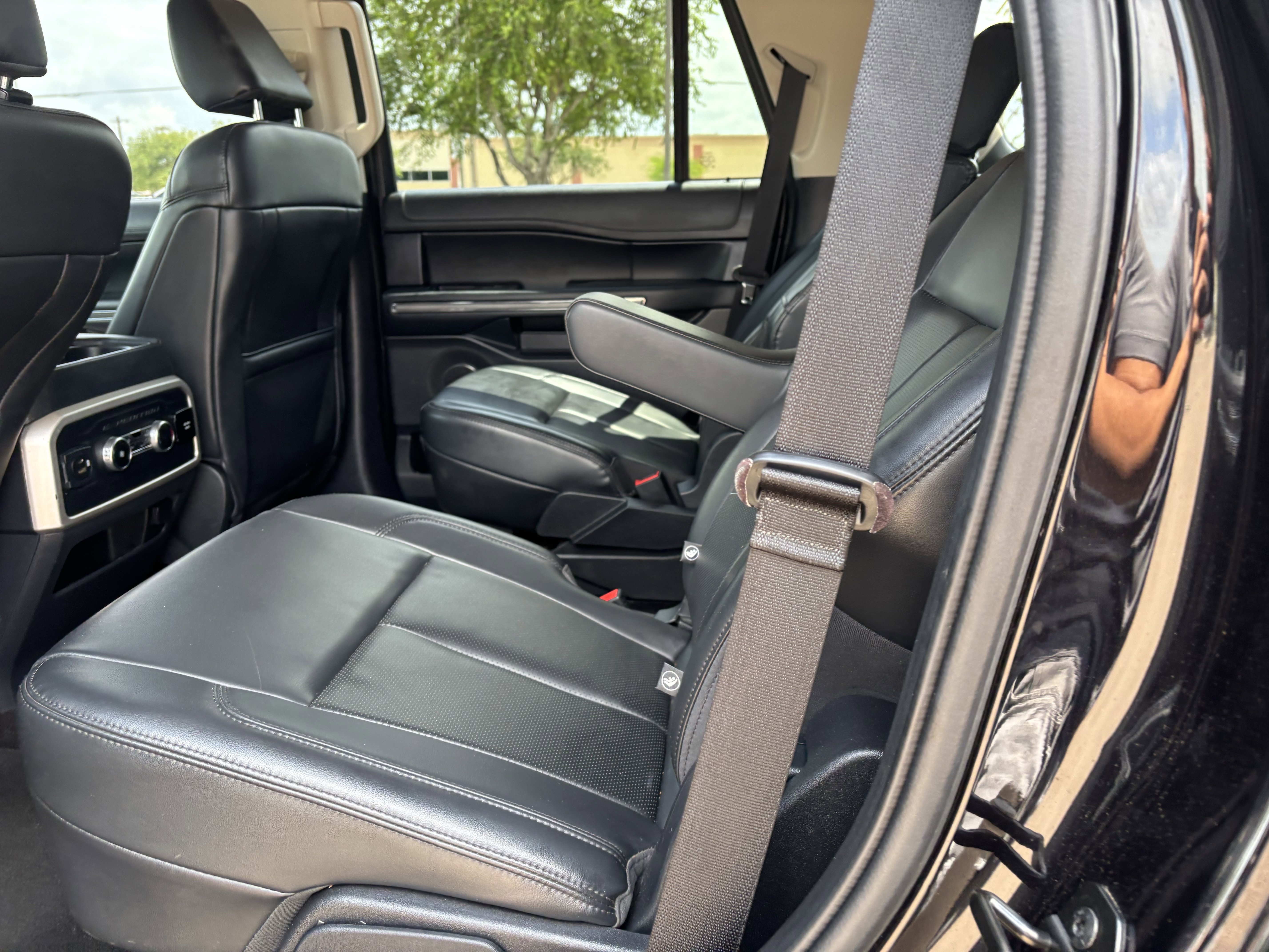 Certified 2023 Ford Expedition XLT RWD image 17