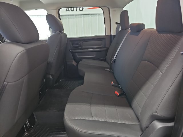 Used 2019 RAM 1500 Express w/ Express Value Package AWD/4WD image 33