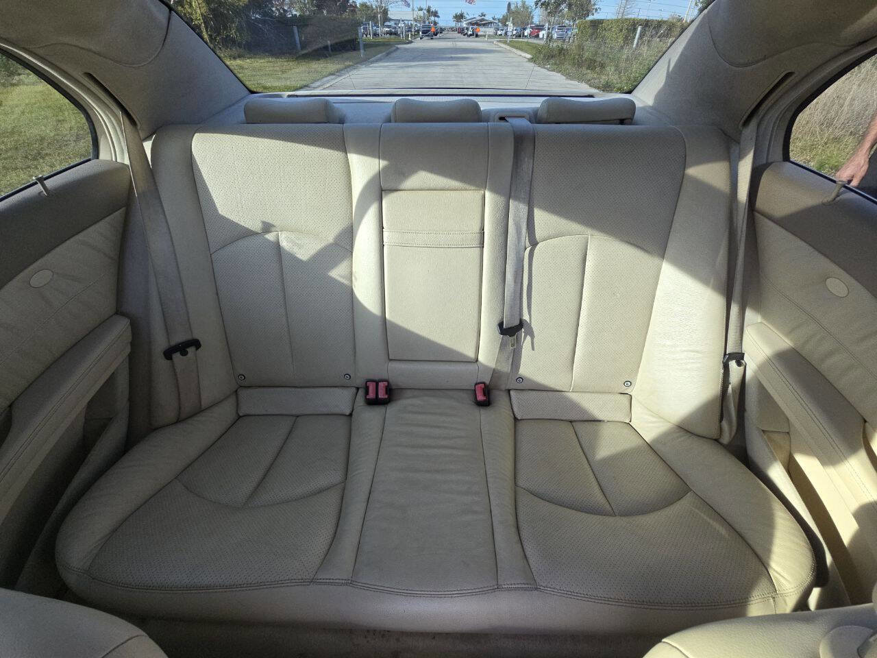 Used 2006 Mercedes-Benz E 350 4MATIC Sedan image 20