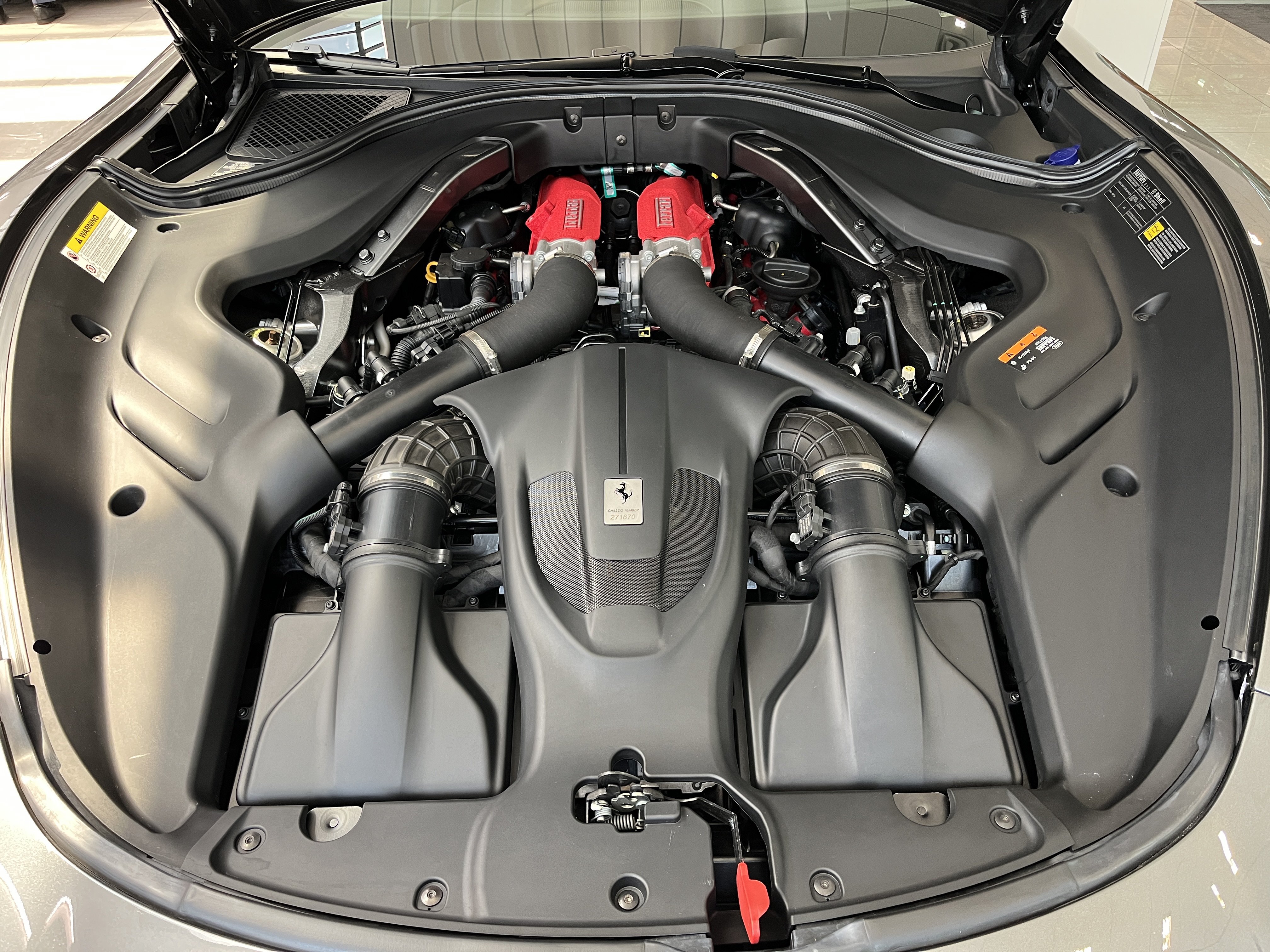 Used 2022 Ferrari Roma RWD image 46