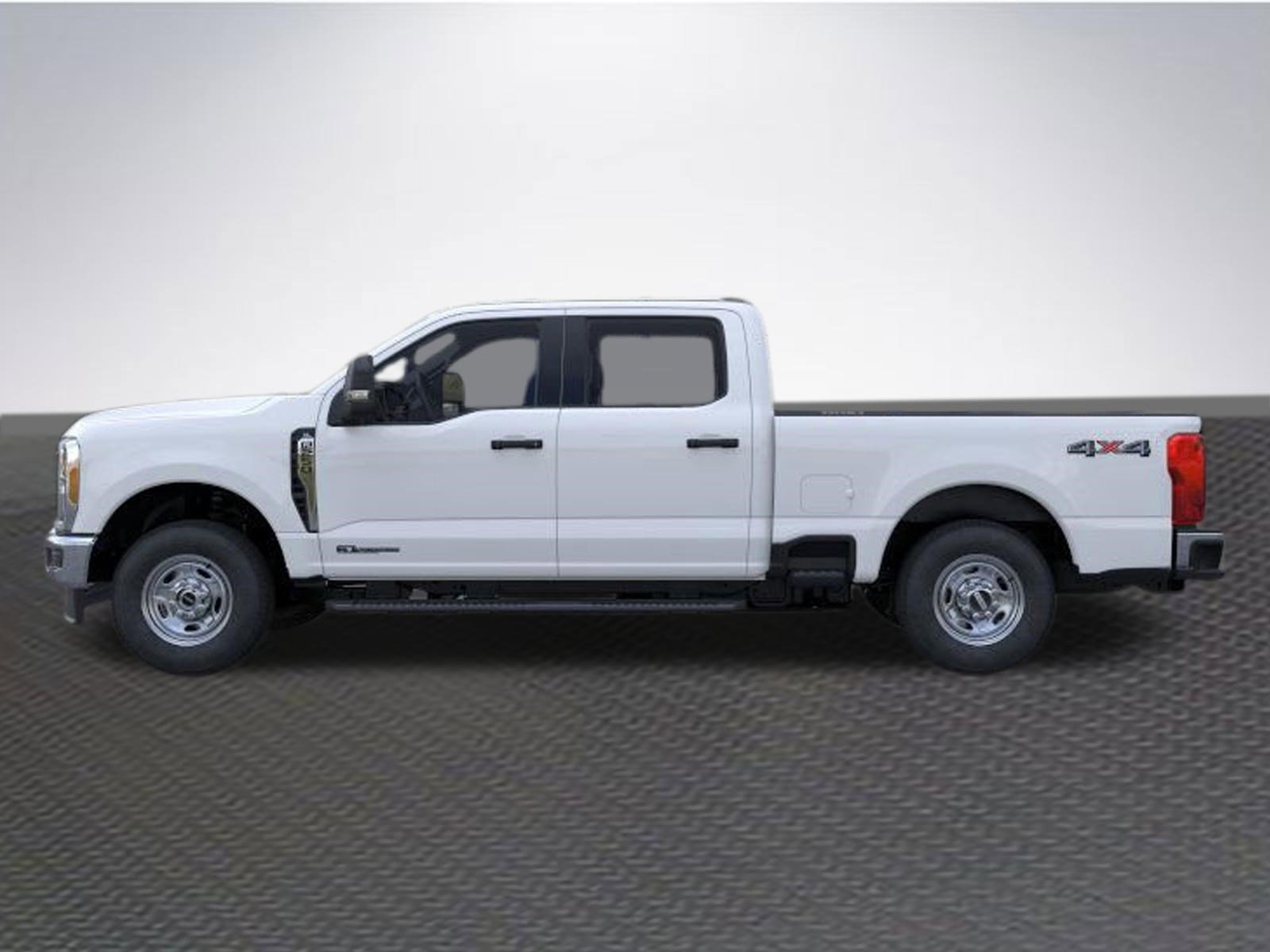 New 2026 Ford F250 4x4 Crew Cab Super Duty image 3