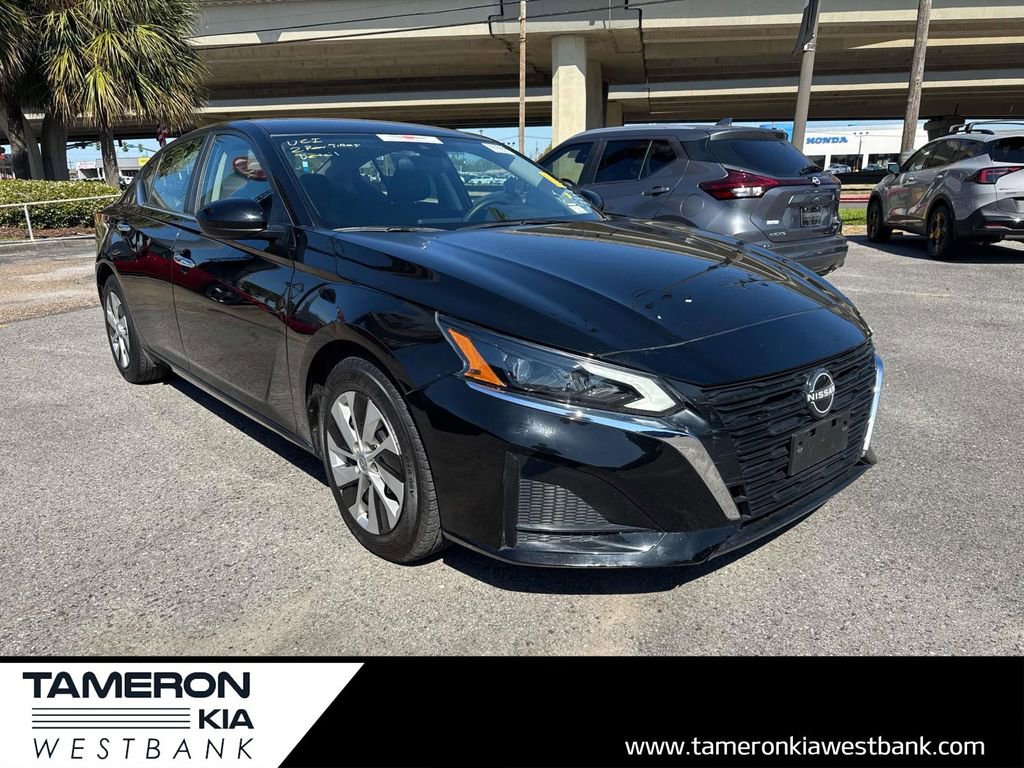 Used 2023 Nissan Altima 2.5 S