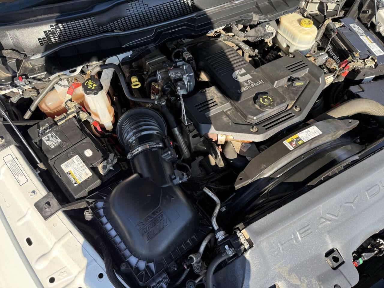 Used 2017 RAM 3500 Laramie Longhorn image 27