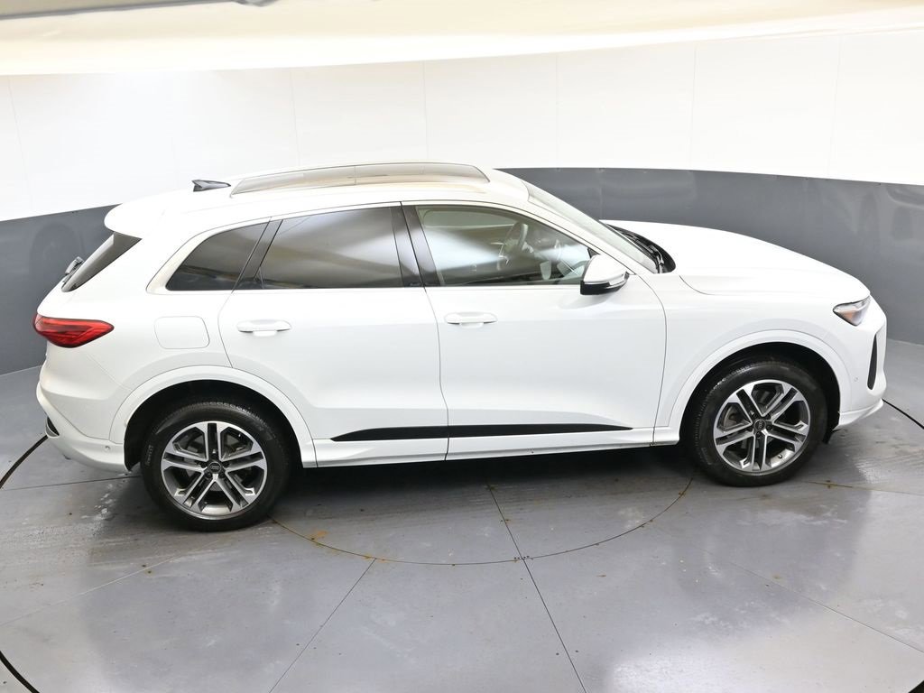 Used 2025 Audi Q5 2.0T Premium Plus w/ Premium Plus image 49