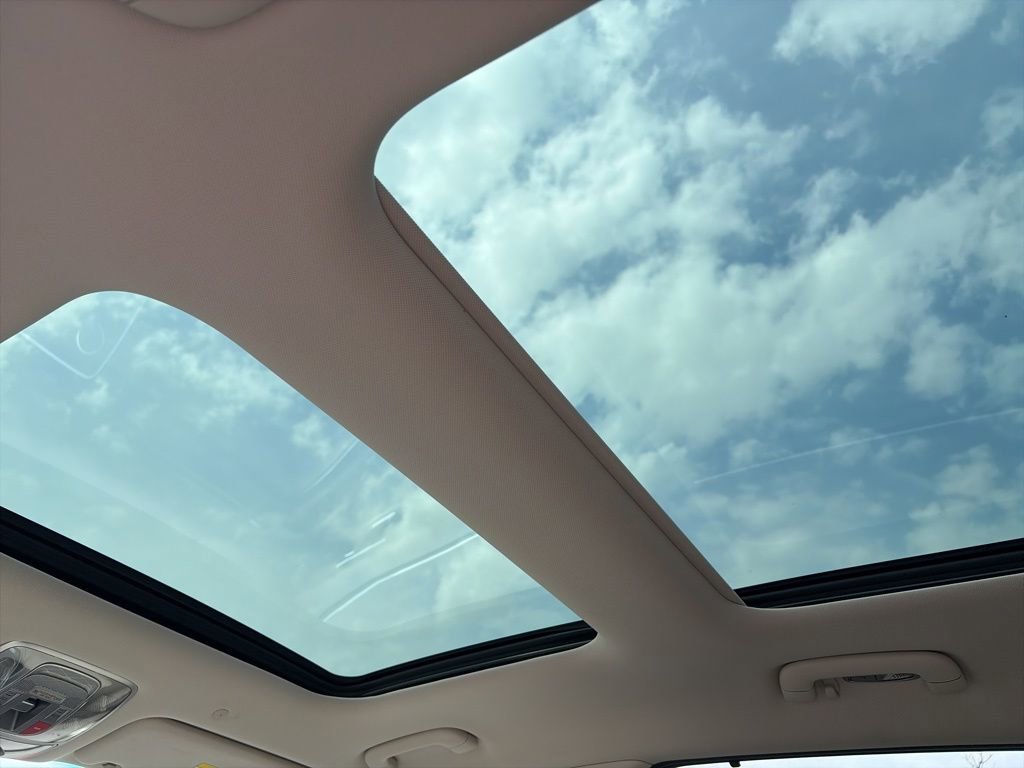 Certified 2022 Genesis GV80 2.5T w/ Prestige Package 04 AWD/4WD image 18