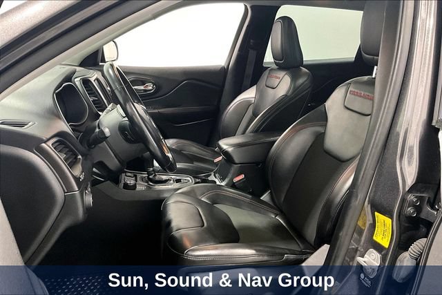 Used 2021 Jeep Cherokee Trailhawk w/ Sun, Sound & Nav Group AWD/4WD image 29