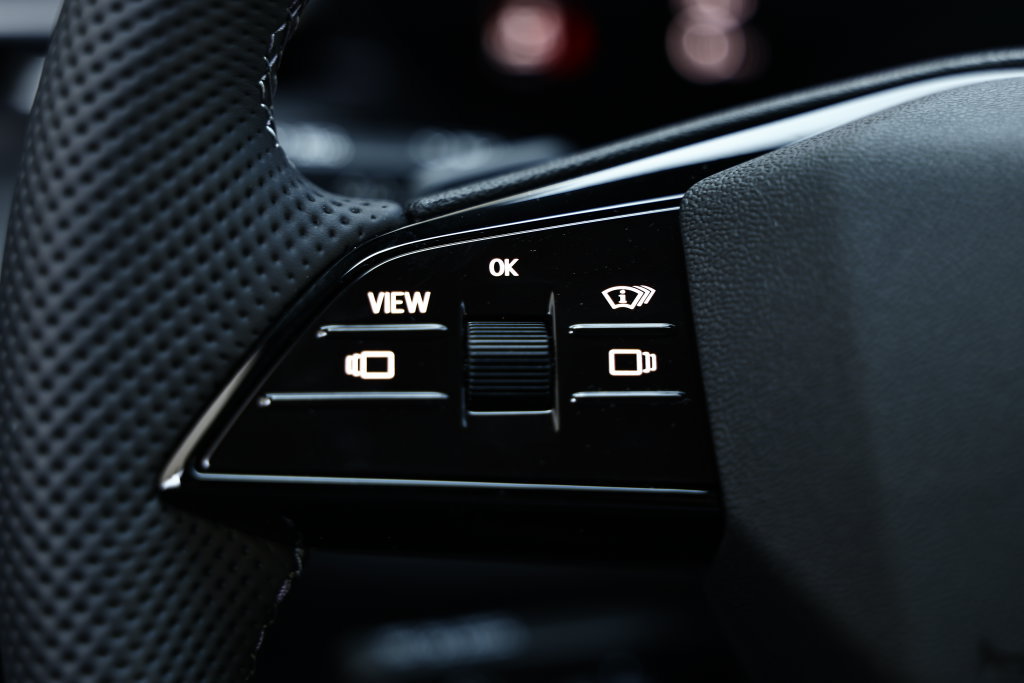 New 2026 Audi SQ5 Premium Plus AWD/4WD image 36
