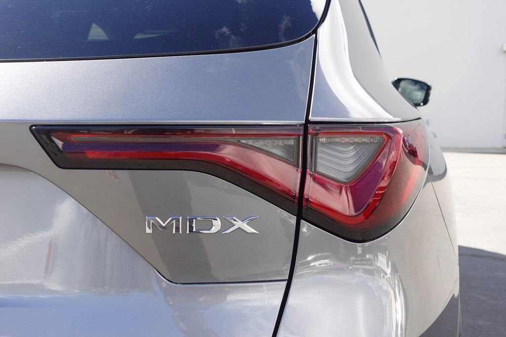 Used 2023 Acura MDX A-Spec image 6
