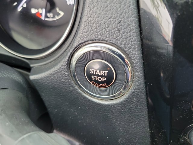 Used 2018 Nissan Rogue SV FWD image 33