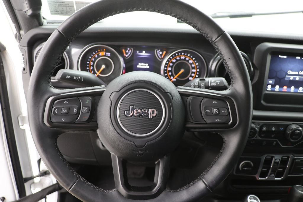 Used 2023 Jeep Wrangler Unlimited Sport AWD/4WD image 16