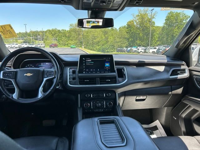 Used 2022 Chevrolet Tahoe LT w/ Luxury Package AWD/4WD image 7