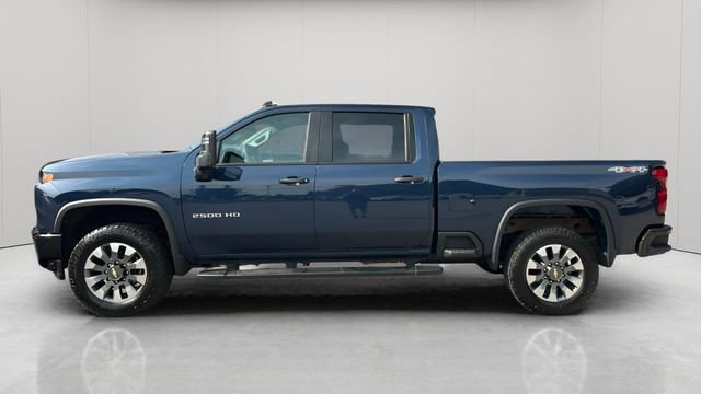 Used 2022 Chevrolet Silverado 2500 Custom w/ Custom Convenience Package AWD/4WD image 9
