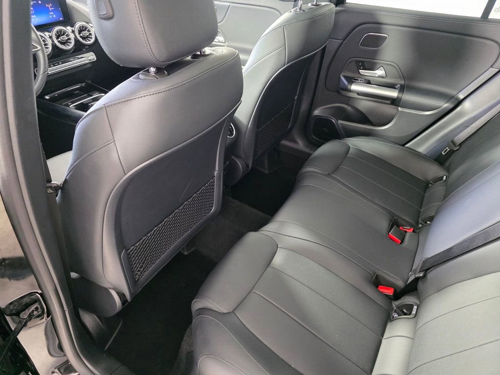 Certified 2025 Mercedes-Benz GLA 250 image 15