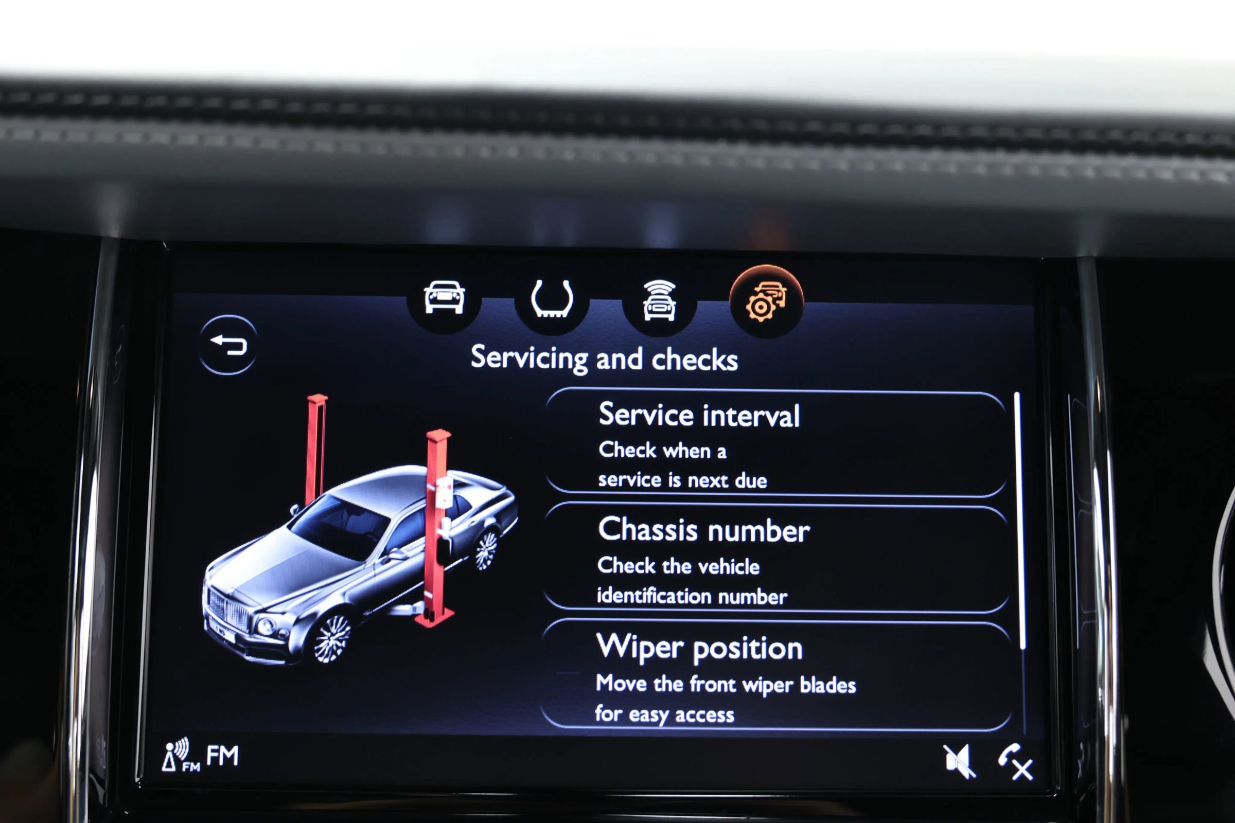 Used 2018 Bentley Mulsanne image 48