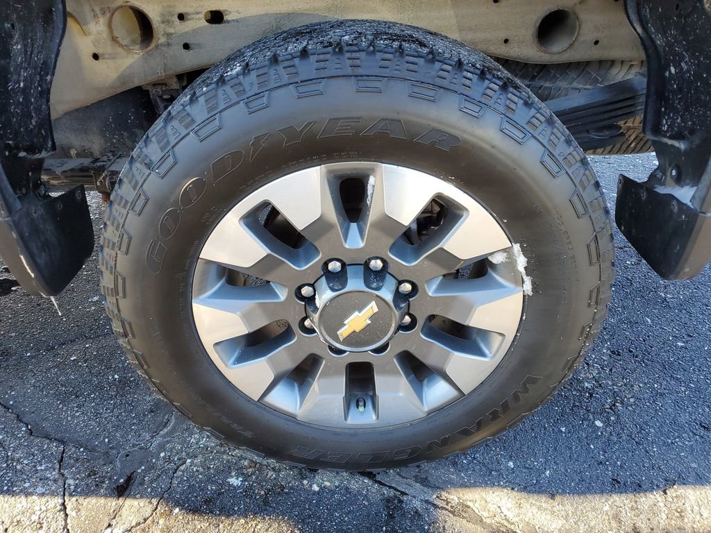 Certified 2024 Chevrolet Silverado 2500 Custom w/ Custom Value Package image 31