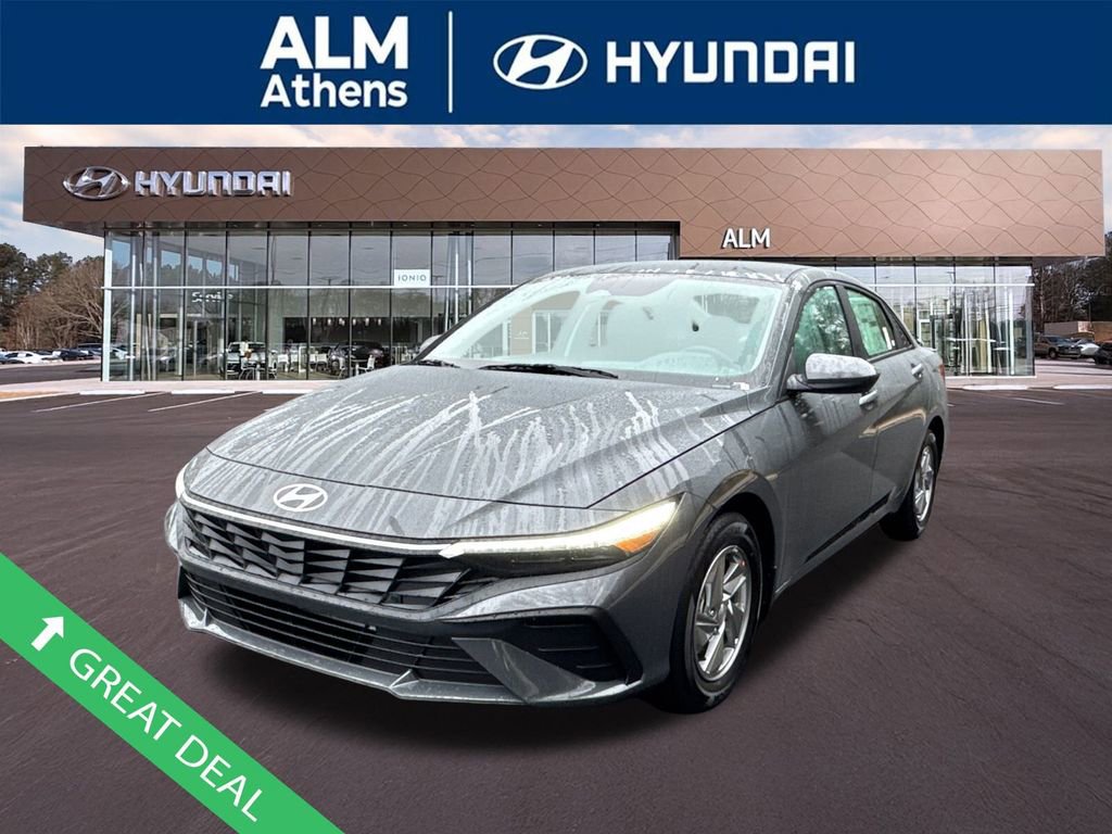 New 2026 Hyundai Elantra SE