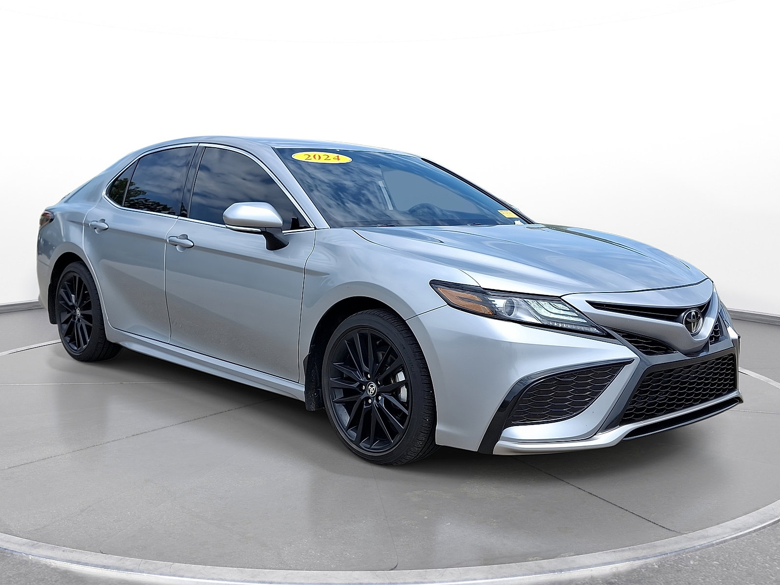 Used 2024 Toyota Camry XSE w/ Cold Weather Package FWD video 1