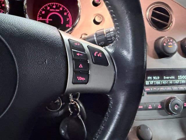 Used 2009 Pontiac Solstice GXP w/ Premium Package RWD image 32