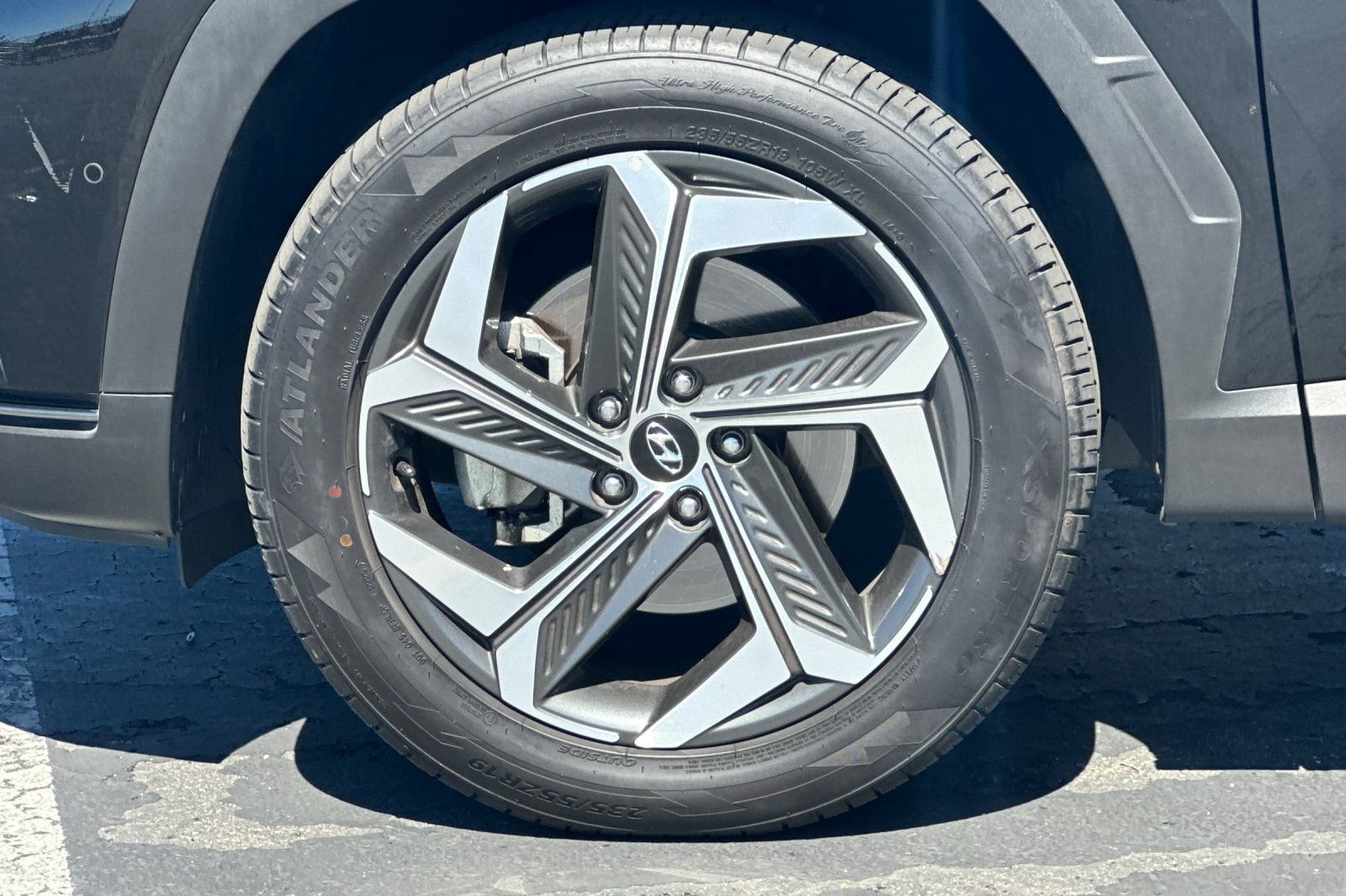 Used 2022 Hyundai Tucson Limited AWD/4WD image 45