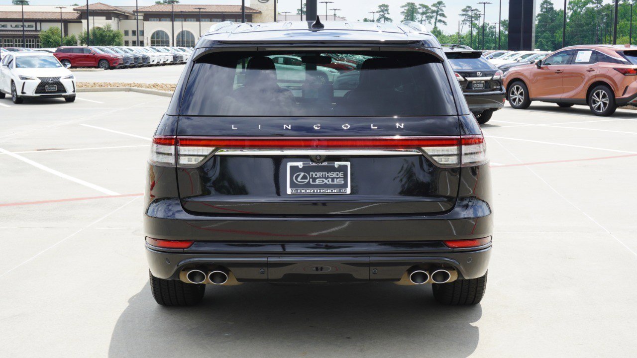 Used 2021 Lincoln Aviator Grand Touring w/ Equipment Group 302A AWD/4WD image 7