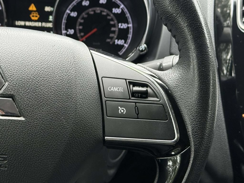 Used 2018 Mitsubishi Outlander Sport SEL FWD image 20